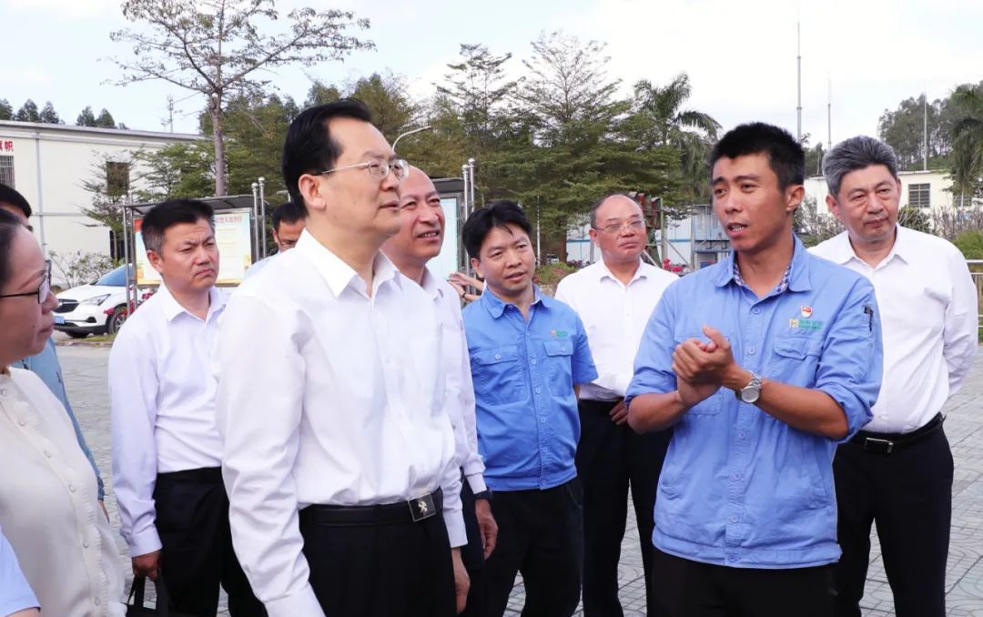 1705915922471430.jpg 自然资源部到海南矿业开展新一轮找矿突破战略行动专题调研2.jpg